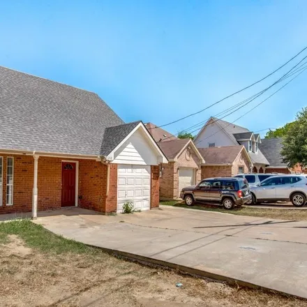 Buy this 4 bed house on 1218 South Belt Line Road in Kleberg, Dallas