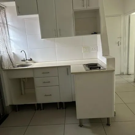 Rent this 1 bed townhouse on 8th Street in Arboretum, Bloemfontein