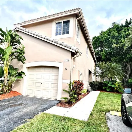 Rent this 4 bed townhouse on 2176 Salerno Circle in Weston, FL 33327