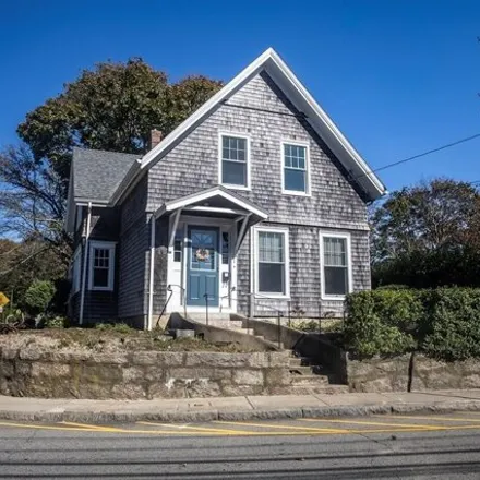 Rent this 4 bed house on 1 School Street in Woods Hole, Falmouth