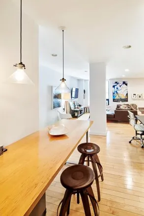 Image 6 - 132 Perry Street, New York, NY 10014, USA - Apartment for sale