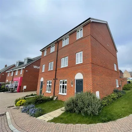 Rent this 4 bed townhouse on 5 Felchurch Road in Sproughton, IP8 3FF