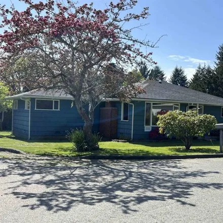 Buy this 4 bed house on 123 Clyde Street in Del Norte County, CA 95531