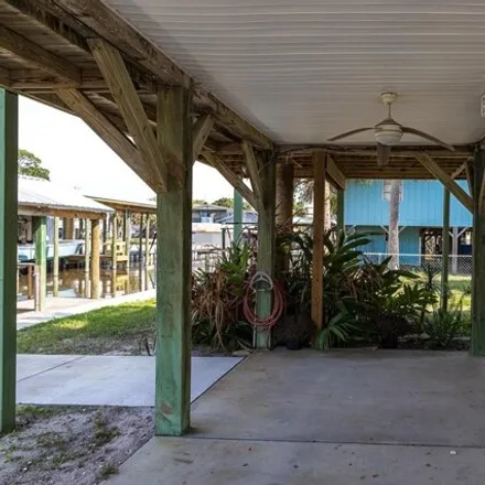 Image 3 - 395 9th Avenue East, Horseshoe Beach, Dixie County, FL 32648, USA - House for sale