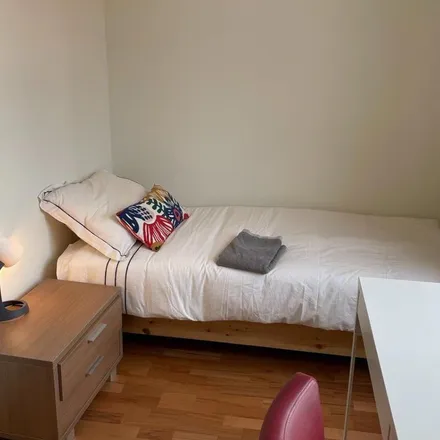 Rent this 1 bed apartment on Rue du Vautour - Gierstraat 53 in 1000 Brussels, Belgium