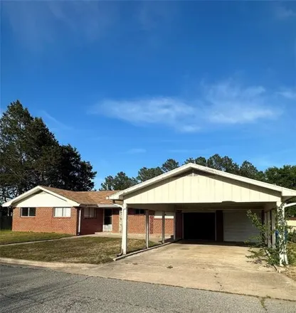 Buy this 3 bed house on 462 Kay Avenue in Atoka, OK 74525