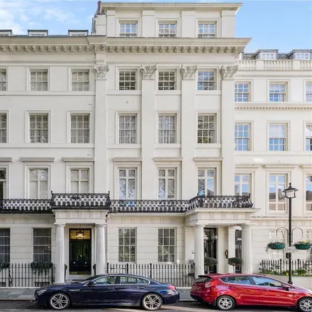 Rent this 3 bed apartment on 44 Gloucester Square in London, W2 2TQ