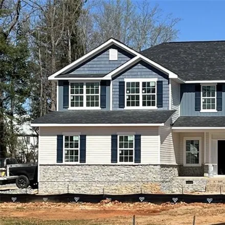 Buy this 6 bed house on 860 Bethesda Road in Statesville, NC 28677