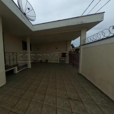 Buy this 2 bed house on Rua Ângelo Moretti in Núcleo Residencial Presidente Castelo Branco, São Carlos - SP