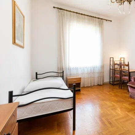 Image 3 - Farmacia Moretti, Via Fezzan, 00199 Rome RM, Italy - Room for rent