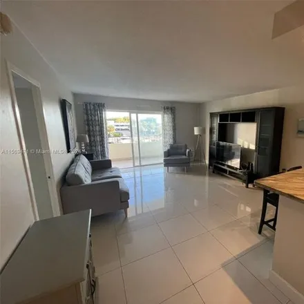 Image 2 - Kings Point Imperial, 159th Street, Sunny Isles Beach, FL 33160, USA - Condo for rent