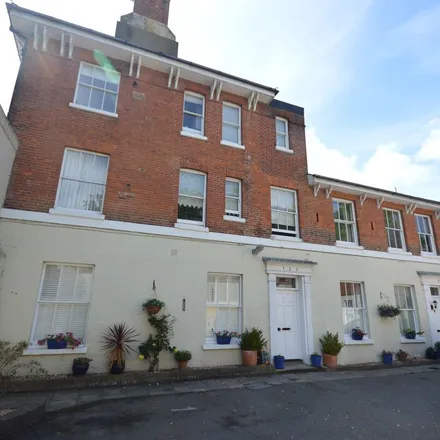 Image 3 - East Walls Hotel, 3 East Row, Chichester, PO19 1PD, United Kingdom - Apartment for rent