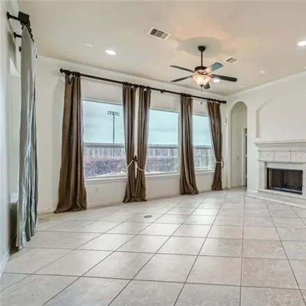 Image 3 - 776 Timberstone Lane, Friendswood, TX 77546, USA - House for sale
