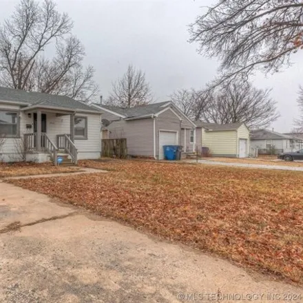 Image 2 - 3631 S Indianapolis Ave, Tulsa, Oklahoma, 74135 - House for sale