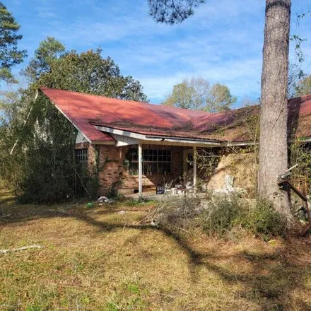 Buy this 5 bed house on 1528 North Park Avenue in Columbia, MS 39429