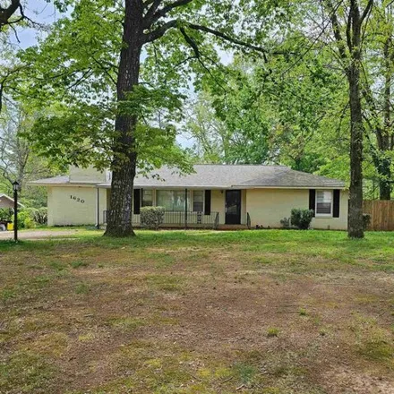 Buy this 4 bed house on 1622 Edgewood Street Northwest in Terrace Heights, Cullman