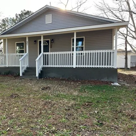 Buy this 3 bed house on 16 Marion Road in Lumberton, NC 28358