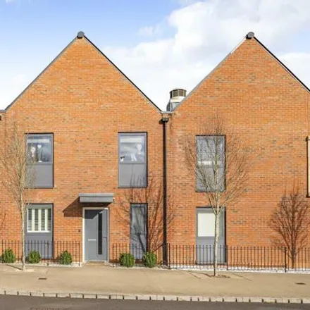 Buy this 3 bed townhouse on Rosemary Gardens in Bicester, OX27 8BF