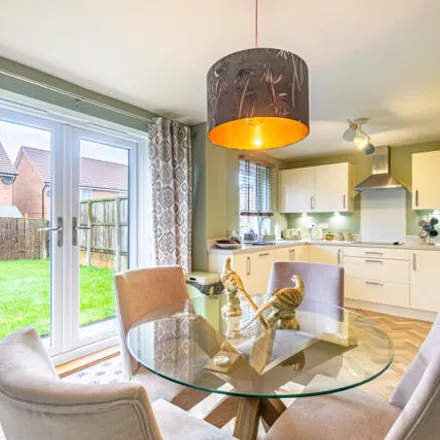 Image 5 - Meadow Place, Harrogate, HG1 4WH, United Kingdom - House for sale