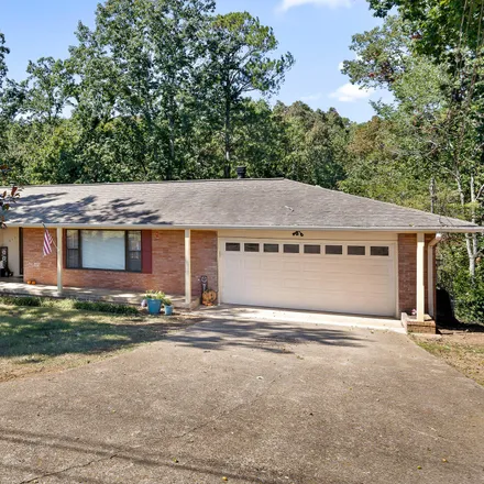 Buy this 5 bed house on 515 Leafwood Drive in Oak Hill North, Chattanooga