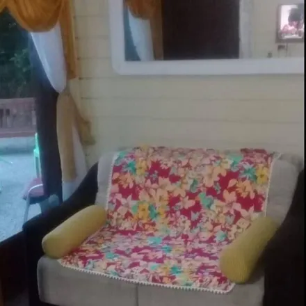 Rent this 3 bed house on Mini Cauzone da Guarda in Rua Adelino Rodrigues Martins, Guarda do Embaú