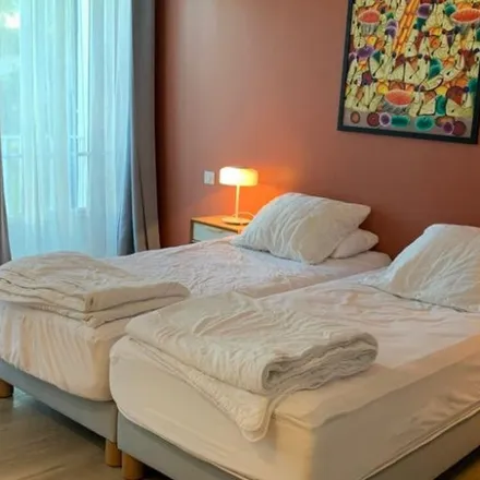 Rent this 3 bed apartment on 8 Place Georges Clemenceau in 64200 Biarritz, France