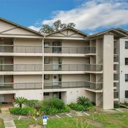 Buy this 2 bed condo on 1098 Lake Lotus Club Drive in Altamonte Springs, FL 32714
