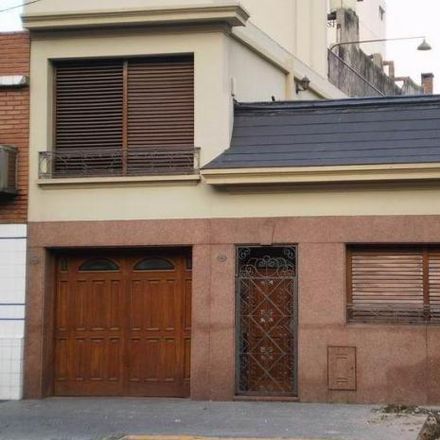 Rent this 3 bed apartment on General Paz 124 in Crucecita, 1870 Avellaneda