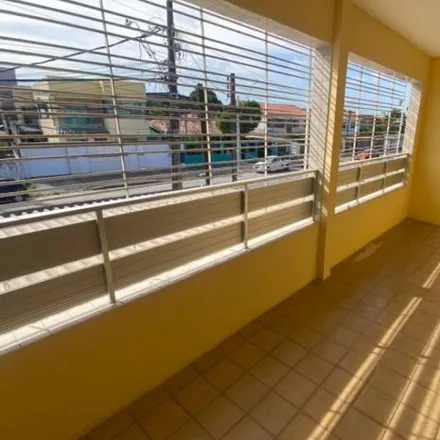 Rent this 3 bed house on Avenida Pinheiros 1437 in Imbiribeira, Recife -