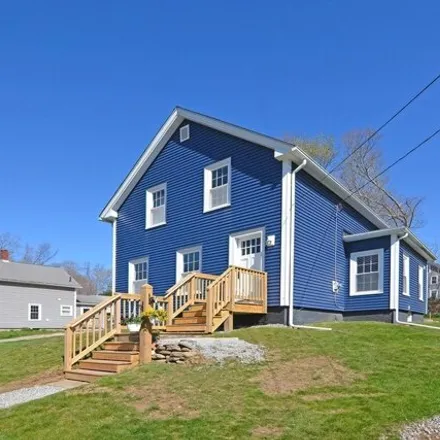 Buy this 3 bed house on 4 Hyde Street in Brookfield, MA