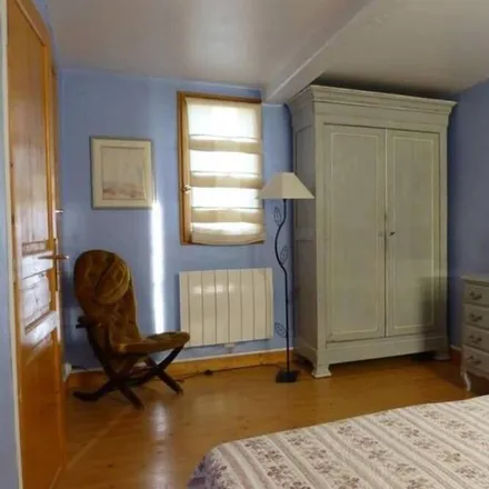 Rent this 2 bed house on Viaduc de la Rivière-Saint-Sauveur in 14600 La Rivière-Saint-Sauveur, France