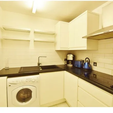 Rent this 2 bed apartment on 46 The Calls in Leeds, LS2 7BJ