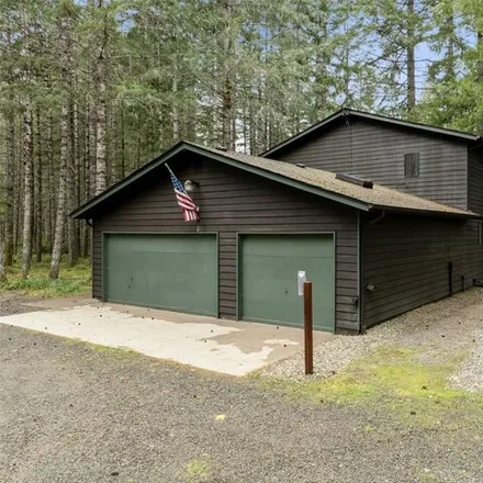 Buy this 2 bed house on unnamed road in Mason County, WA