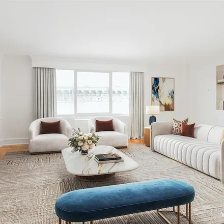 Image 1 - 936 FIFTH AVENUE 7B in New York - Apartment for sale