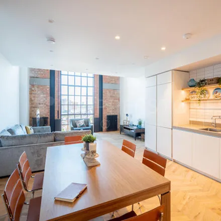 Image 1 - Faraday House, Arches Lane, London, SW11 8AB, United Kingdom - Room for rent