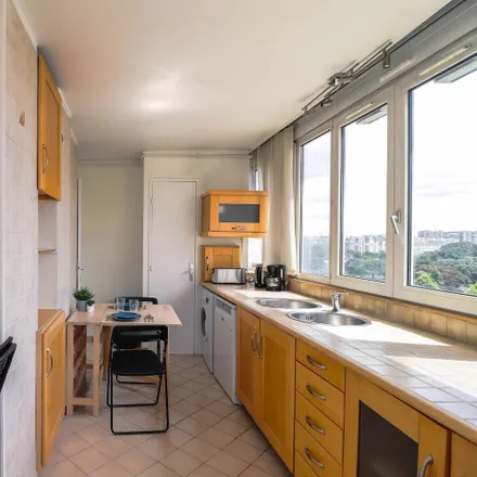 Image 5 - 10 Rue Louis Vicat, 75015 Paris, France - Apartment for rent