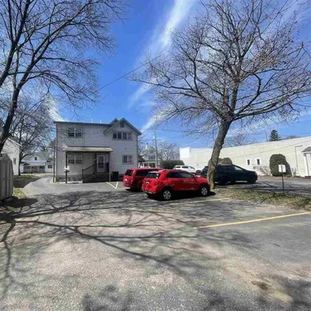 Image 5 - 808 Bridge St, Charlevoix, Michigan, 49720 - House for sale
