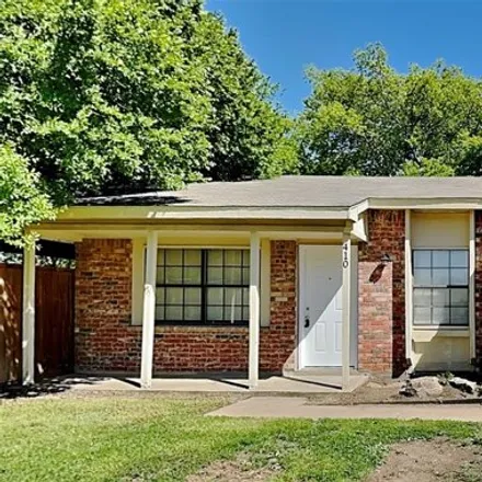 Buy this 3 bed house on 412 Justice Drive in Cedar Hill, TX 75104