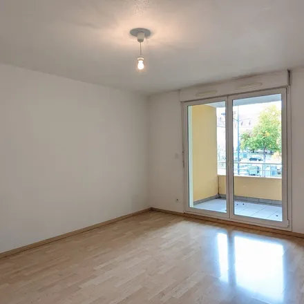 Rent this 3 bed apartment on 4 Rue du Moulin à Vent in 68100 Mulhouse, France