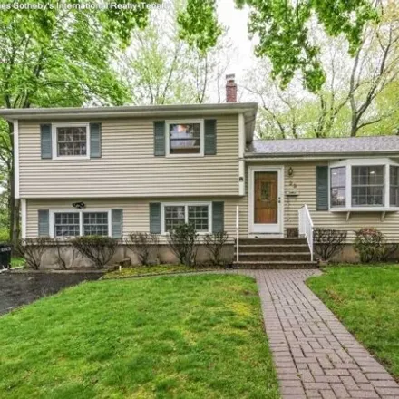 Rent this 4 bed house on 31 Asmus Road in Closter, Bergen County