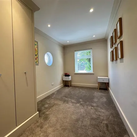 Image 7 - Funky Flavours, Terrace Gardens, North Watford, WD17 1RB, United Kingdom - Townhouse for rent