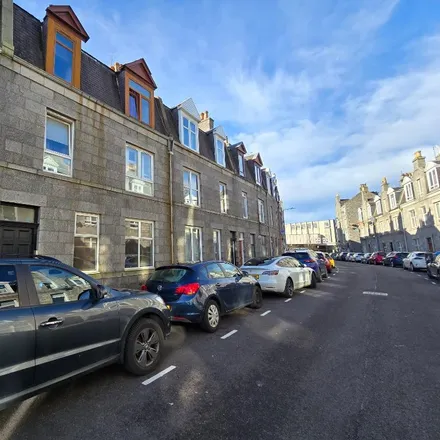Image 1 - 16 Hollybank Place, Aberdeen City, AB11 6XS, United Kingdom - Apartment for rent