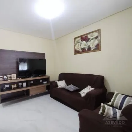 Buy this 3 bed house on Rua São Mateus in Bairro da Matriz, Mauá - SP