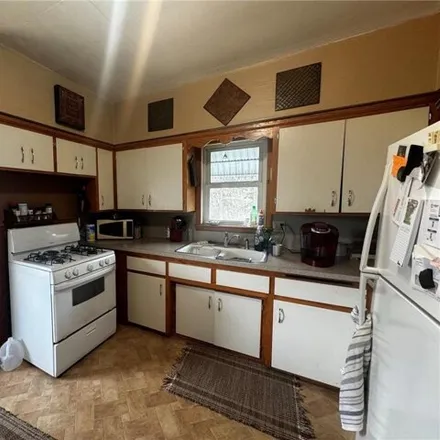 Image 3 - 400 Northeast 4th Avenue, Young America, Carver County, MN 55397, USA - House for sale