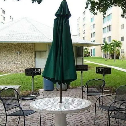 Image 9 - 300 NE 12th Ave Apt 104, Hallandale Beach, Florida, 33009 - Condo for rent