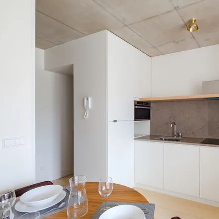 Image 3 - Rua de Anselmo Braamcamp, 4000-228 Porto, Portugal - Apartment for rent