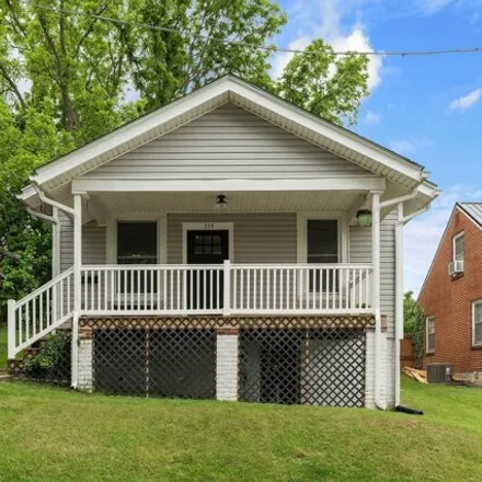 Buy this 2 bed house on 399 Marr Street in Staunton, VA 24401