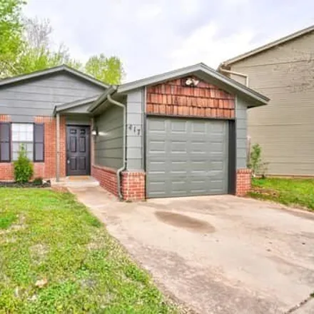 Buy this 2 bed house on 423 Dauphin Avenue in Edmond, OK 73034