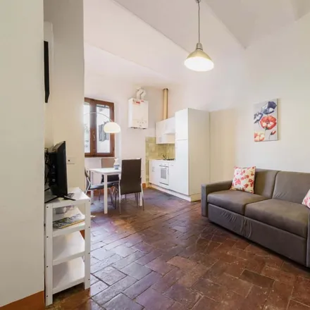 Rent this 2 bed apartment on Via Palazzuolo in 18, 50123 Florence FI