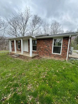 Buy this 2 bed house on Gifford Road in Sullivan County, TN 37620